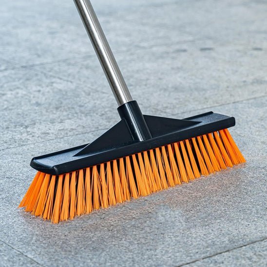 Balai brosse ™ | Balai à poils durs, épurateur à poils élaborées - Service bati propre