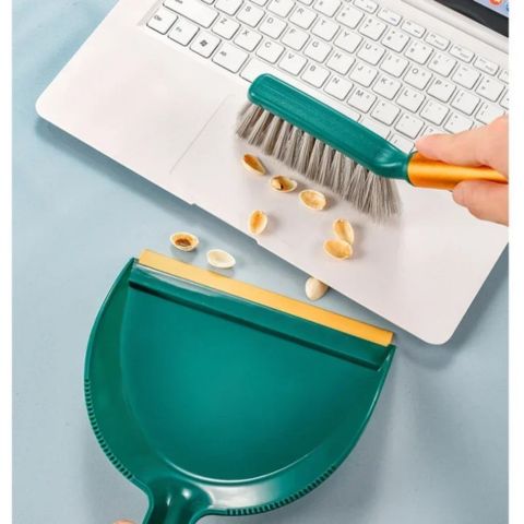 Balai pelle nettoie bien clavier ordinateur 