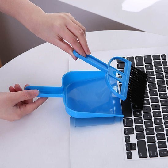 Balai_pelle_utilise_sur_clavier