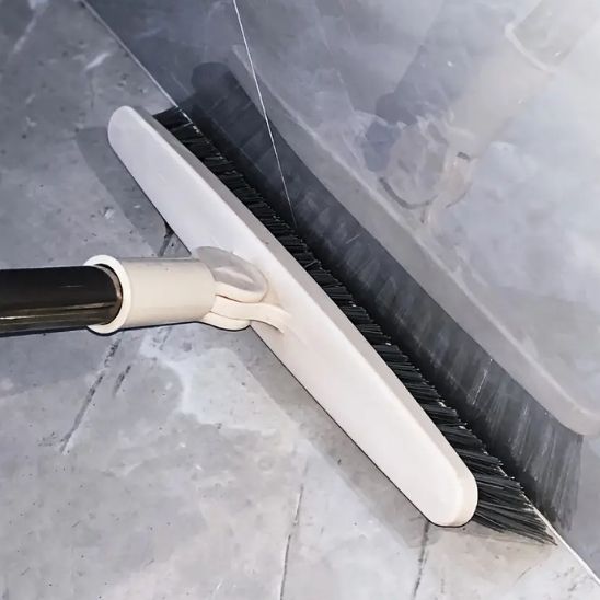 Balais-brosse-magique-pour-un-menage-reussit