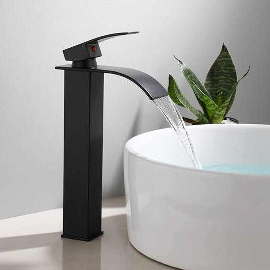 robinet ™ | Robinet cascade en acier inoxydable - Service bati propre