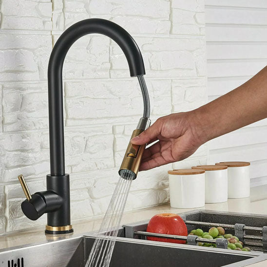 robinet-de-cuisine-magique-offre-une-puissance-d_eau-impressionnante