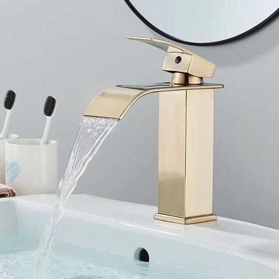robinet ™ | Robinet cascade en acier inoxydable - Service bati propre